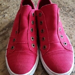 Red no lace sneaker/loafers